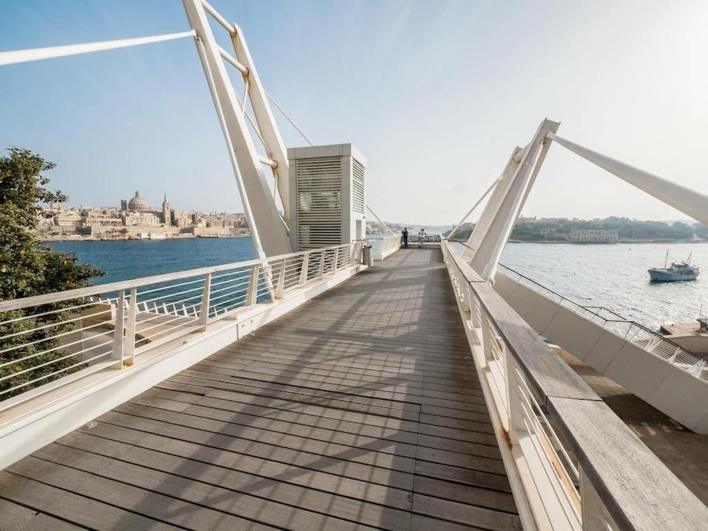 סליאמה Luxury Apartment Inc Pool & Views מראה חיצוני תמונה